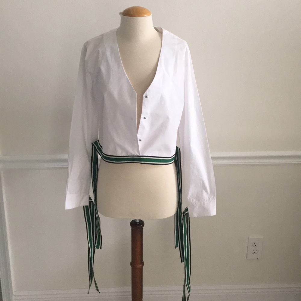 “SOLD” GREY LAB NWT -M- Fun Snap up White Top With 4 Ties - Picture 3 of 9